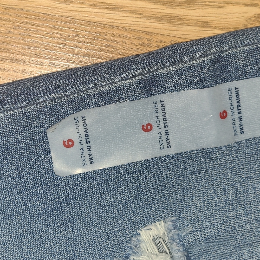 New Old Navy distressed SKI-HI STRAIGHT button fly jeans sizes 6 - Picture 5 of 8